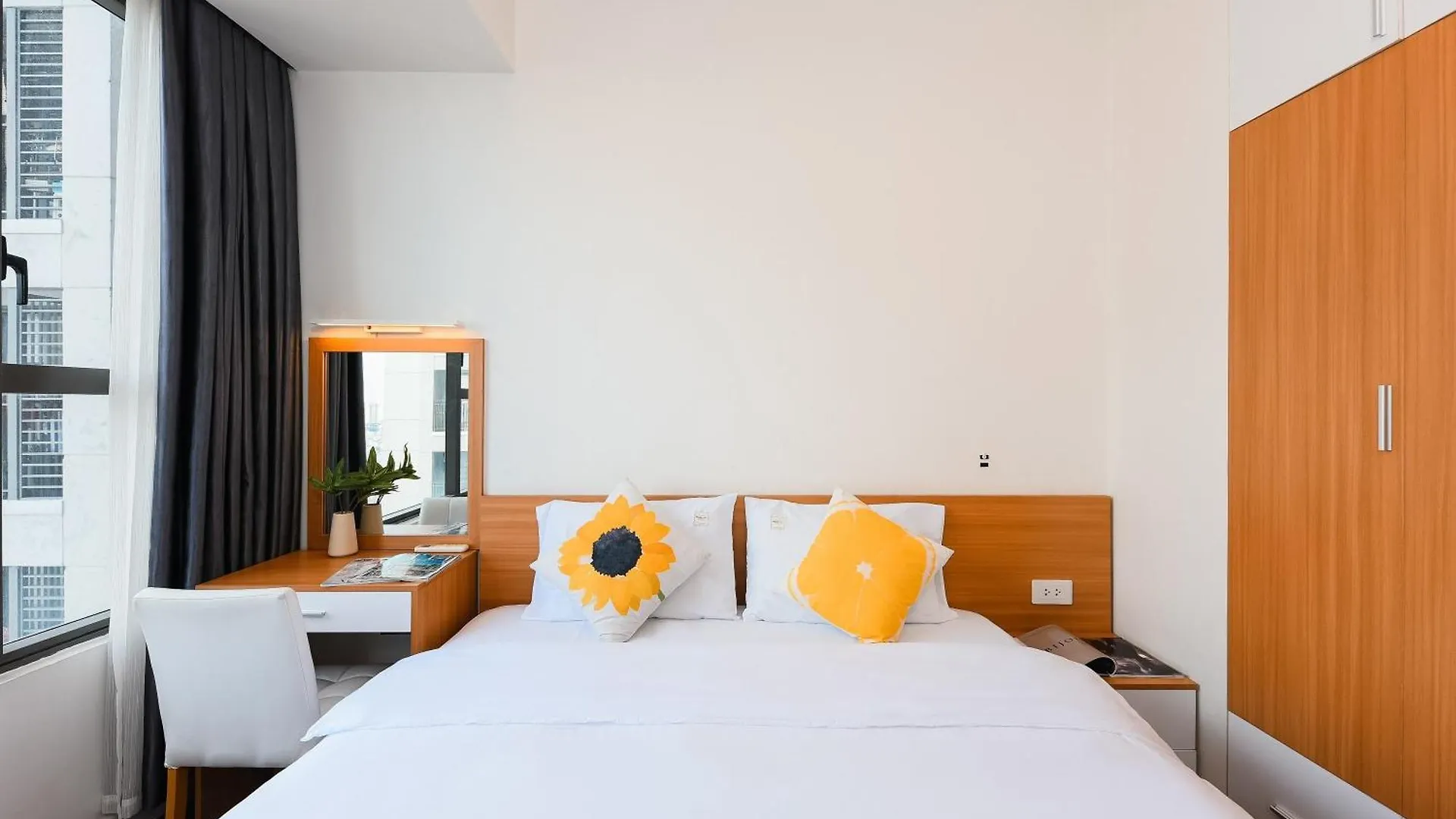April Apartment Ho Chi Minh City Hotel